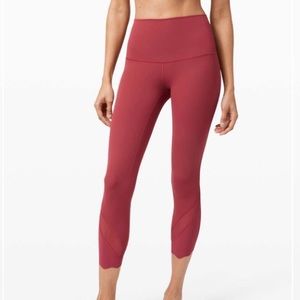 Lululemon Wunder Under Crop High-Rise Scallop Full-On Luxtreme 23"